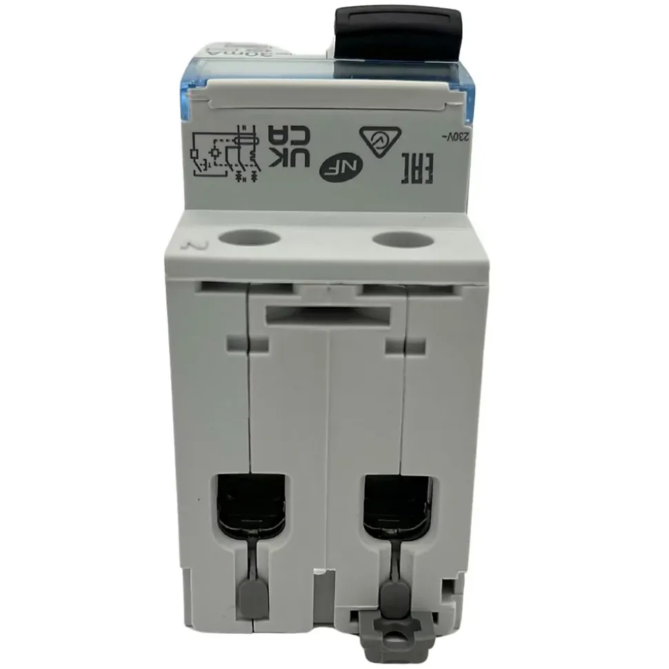 411002 Disjoncteur Différentiel 16a - 30ma - Type Ac - 1p+n - 2 Modules - Neutre à Droite - Auxiliarisable - Legrand