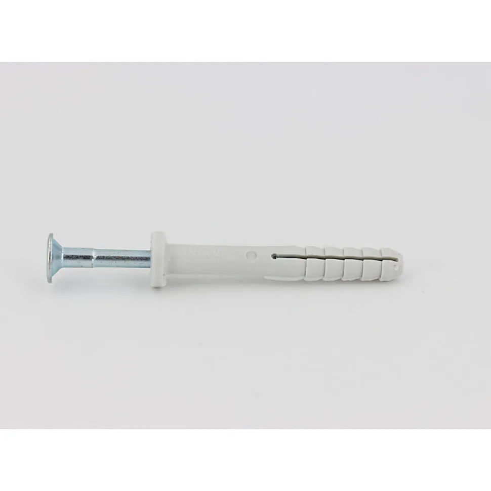 Boite de 100 chevilles à frapper polyamide 6X45mm