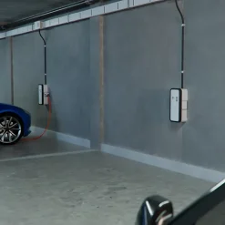 Borne de recharge pour voiture électrique Witty Share 7 kW avec RFID. OCPP et compteur MID - HAGER - XEV1R07T2M1