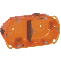 Boîte d'encastrement double multimatériaux Legrand P. 40 mm