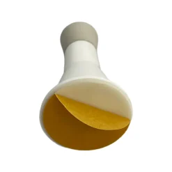 Butoir mural adhésif en plastique blanc & bouchon blanc. Diamètre de la base 38mm et longueur 72mm. MADE IN FRANCE