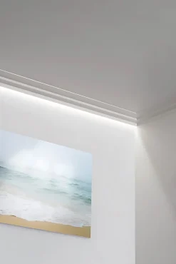 C390 STEPS Corniche plafond pour éclairage indirect et cache tringle à rideaux Orac Decor - 6x10x200cm (h x p x L) - A l'unité