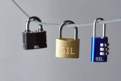 Cadenas à combinaison Smith & Locke en aluminium coloris bleu l.21 mm anse en acier