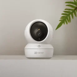 Caméra de surveillance intérieure motorisée Ezviz H6C 2K
