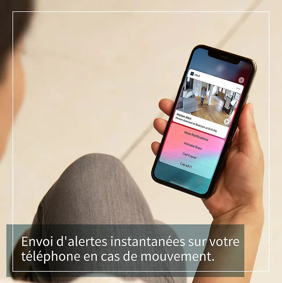 Caméra de vidéosurveillance intérieure sans fil Arlo Essential 1080p noire
