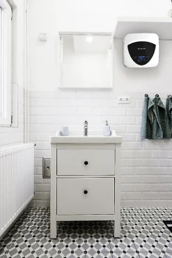 Chauffe-eau électrique ARISTON Andris Elite WiFi 10 L sur évier, Classe A, Boost