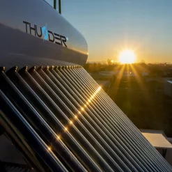 Collecteur solaire non pressurisé Thunder avec réservoir 200L 1 pièce.