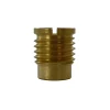 Écrou en laiton 15 x 17 mm. vendu par 4 pièces