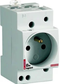 Découvrez la prise de courant modulaire Legrand.