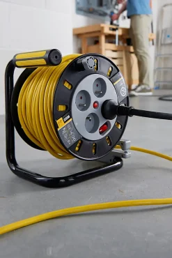 Enrouleur de bricolage Diall HO5VVF 3G1.5mm² 25m