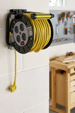 Enrouleur de bricolage Diall HO5VVF 3G1.5mm², 50m