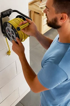 Enrouleur de bricolage Diall HO5VVF 3G1.5mm², 50m