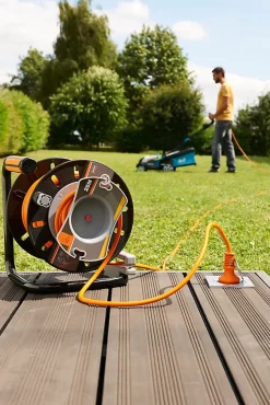 Enrouleur de jardin Diall 22/3M H05VVF 3G1 5mm²