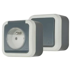 Ensemble 2 prises avec terre monobloc et 1 interrupteur va-et-vient étanche Jacobsen Malinn