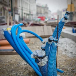 Gaine électrique enterrée FI50 mm 50 m EDO annelée double paroi avec tire fil et manchon 450 N bleue EDO