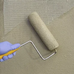 Grille en fibre de verre (50m x 1m). Imperméabilisation et réparation avec mortiers, caoutchouc et peintures imperméabilisantes