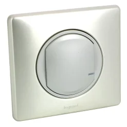 Interrupteur à option variateur à câbler pour installation connectée Céliane with Netatmo avec plaque Métal Titane