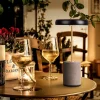 Lampe de table à accu 'SETA' noire hauteur 30 cm en métal et béton, avec LED fixe
