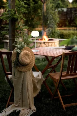 Lampe LED à accu/de table 'PINA' 30 cm de haut, en métal (blanc) et verre (blanc), LEDs intégrés, blanc chaud