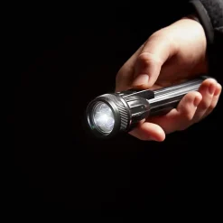 Lampe torche LED 27 lumens Diall noir