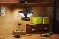 Lampe torche led Ryobi R18L360 3500lm 360W
