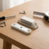 Loqueteau blanc 4 kg entraxe 40 mm Diall