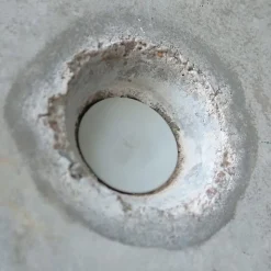 Lot 100 Bouchon d'étanchéité hydro-expansible pour tubes muraux. Se dilate avec eau, obturant trous dans murs après le décoffrage