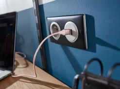 Mécanisme de prise double chargeur USB Legrand Céliane titane
