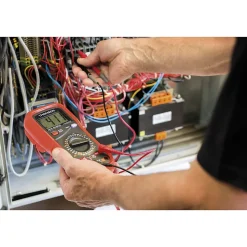 Multimètre digital 8 fonctions Protec