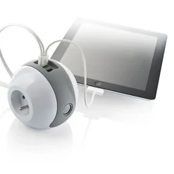 Multiprise Watt & Co Wattball 2x 16A + 1 x 6A + 2 x USB 2.1A blanc et gris