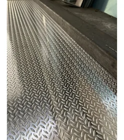 Plaque Aluminium Grain de riz, ép. 1/2mm, Hauteur 10cm x Largeur 50cm