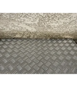 Plaque Aluminium Strié, ép. 2/3mm, Hauteur 55cm x Largeur 120cm