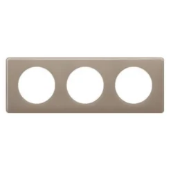 Plaque de finition 3 postes Legrand Céliane 0 988 25 coloris laqué galet l.232 x P.8,5 x H.82 mm
