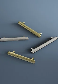 Poignée de meuble arrondi GoodHome Garlan aluminium effet laiton satin doré l.136mm x l.15mm x H. 27mm entraxe 96mm