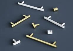 Poignée de meuble en T GoodHome Dizel acier effet laiton satin doré l.168mm x l.12mm x H. 35mm entraxe 128mm