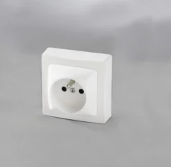 Prise 2 pôles+terre ASL Legrand blanc