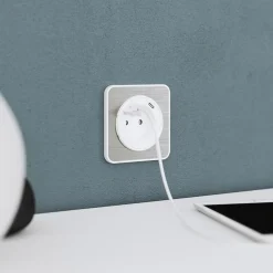 Prise avec terre Jacobsen Espen blanc à composer, 2xUSB-A+C