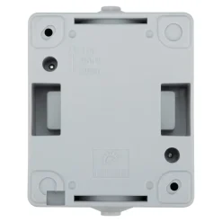 Prise avec terre étanche en saillie gris complet - H 8,5 cm / L 6,5 cm / P 5 cm