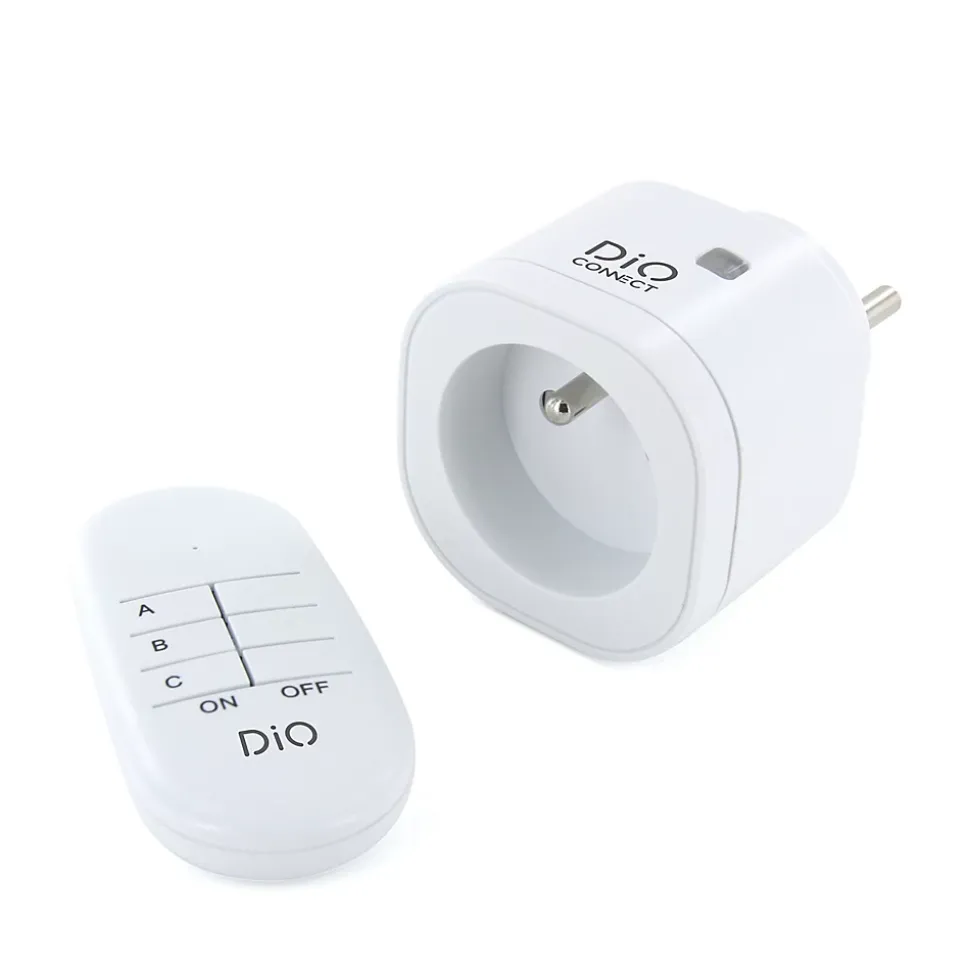 Prise connectée + télécommande DiO Connect