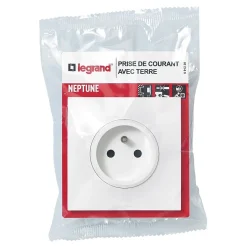 Prise de courant avec terre Legrand Neptune 0 913 30 couleur blanc 16 A 250 V