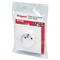 Prise de courant avec terre Legrand Neptune 0 913 30 couleur blanc 16 A 250 V