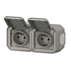 Prise Legrand Plexo gris en saillie, lot de 2