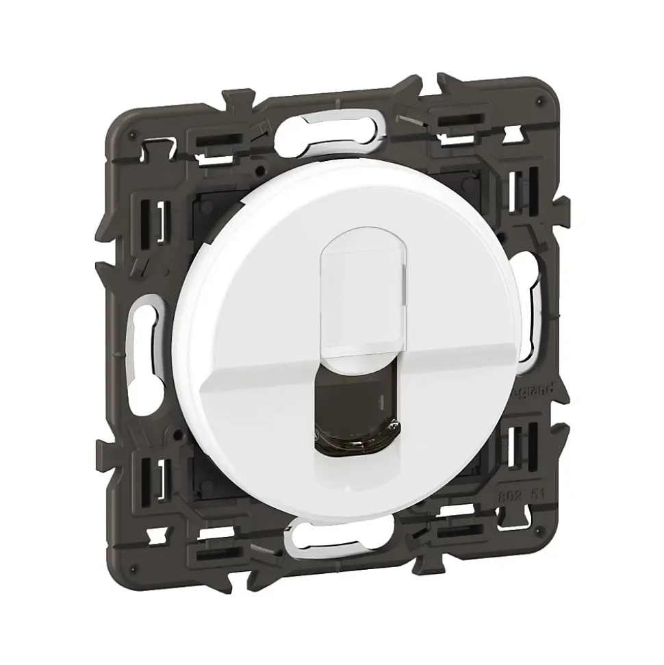 Prise RJ45 Legrand Céliane téléphone et informatique FTP catégorie 6 blanc