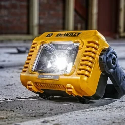Projecteur de chantier compact XR 12/18/54 V (sans batterie ni chargeur) - DEWALT - DCL077-XJ