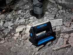 Projecteur de chantier Erbauer sur batterie 1000 lumens