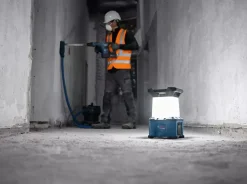 Projecteur de chantier hybride BOSCH GLA 18VH-7500 7 500 lm 18V sans batterie ni chargeur 06014A5000