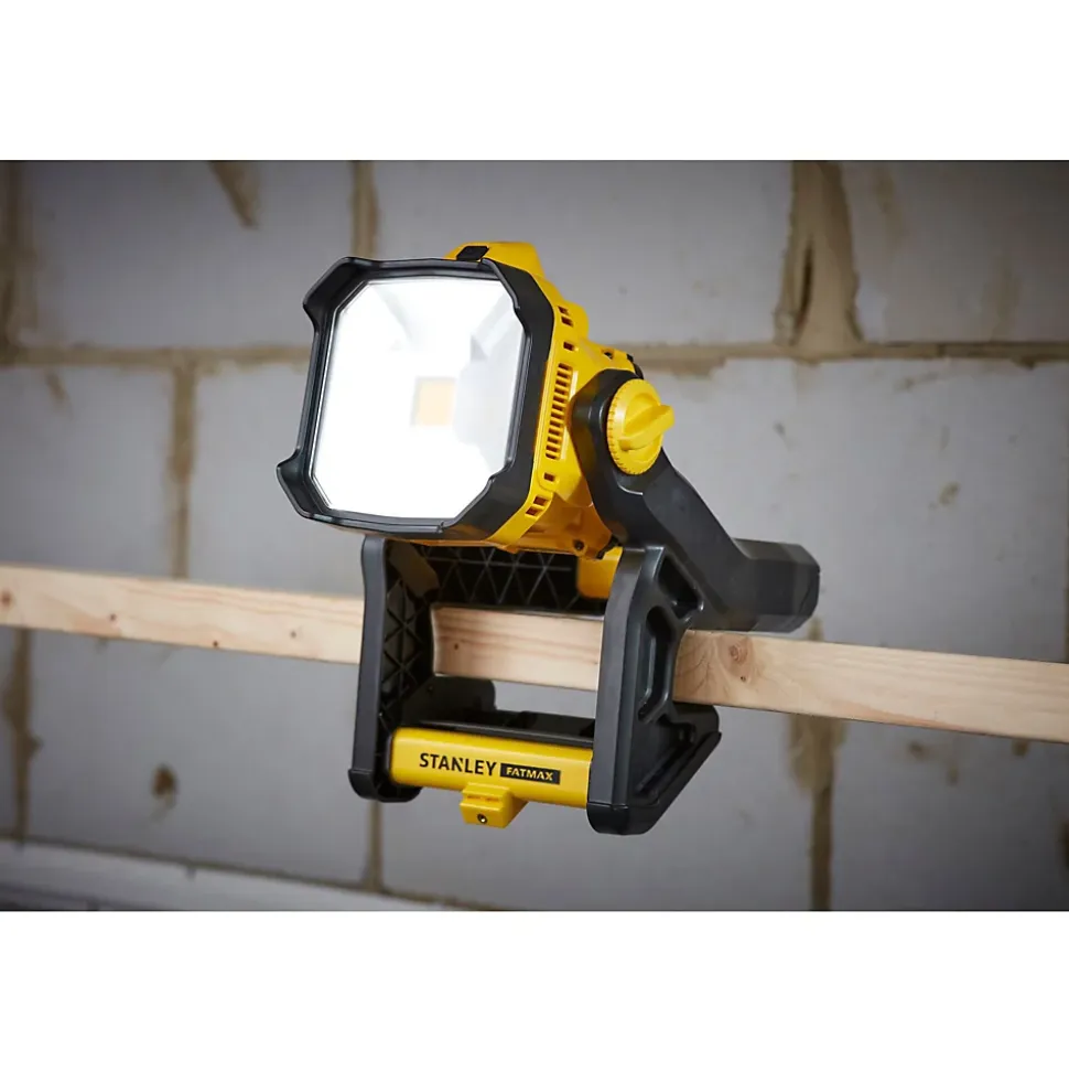 Projecteur de chantier stanley Fatmax SFMCL030B-XJ v20 18V (sans batterie)