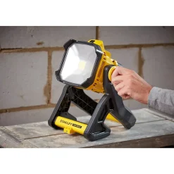 Projecteur de chantier stanley Fatmax SFMCL030B-XJ v20 18V (sans batterie)