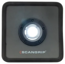Projecteur NOVA R rechargeable ultra compact - jusqu'à 2000 lumens - technologie LED COB. 20H d'autonomie - Certifié IP67