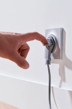 Rallonge intérieur H05VV-F Diall 3 x 1.5 mm² 3m + prise métal